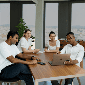 teamfoto5 min e1661764589706 Social Media Agentur Wien Hypehunters